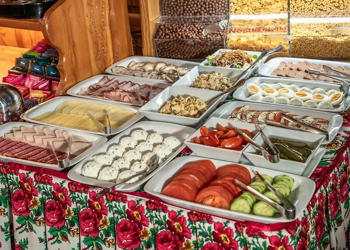 Zbójecki Dwór - ATRAKCYJNE PAKIETY ŚWIĄTECZNE I NOWOROCZNE Przy Pobycie Na 4 Noce Wejście Do SAUNY GRATIS - Blisko Basenów Termalnych I Szlaków GórskichPensjonat